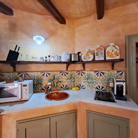 Dimora Migliori * 비아그란데